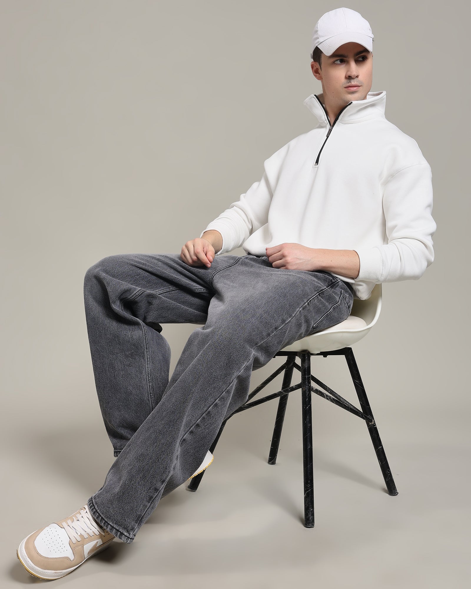 Oversized Half zip sweatshirt (Boxy Fit ) (White)