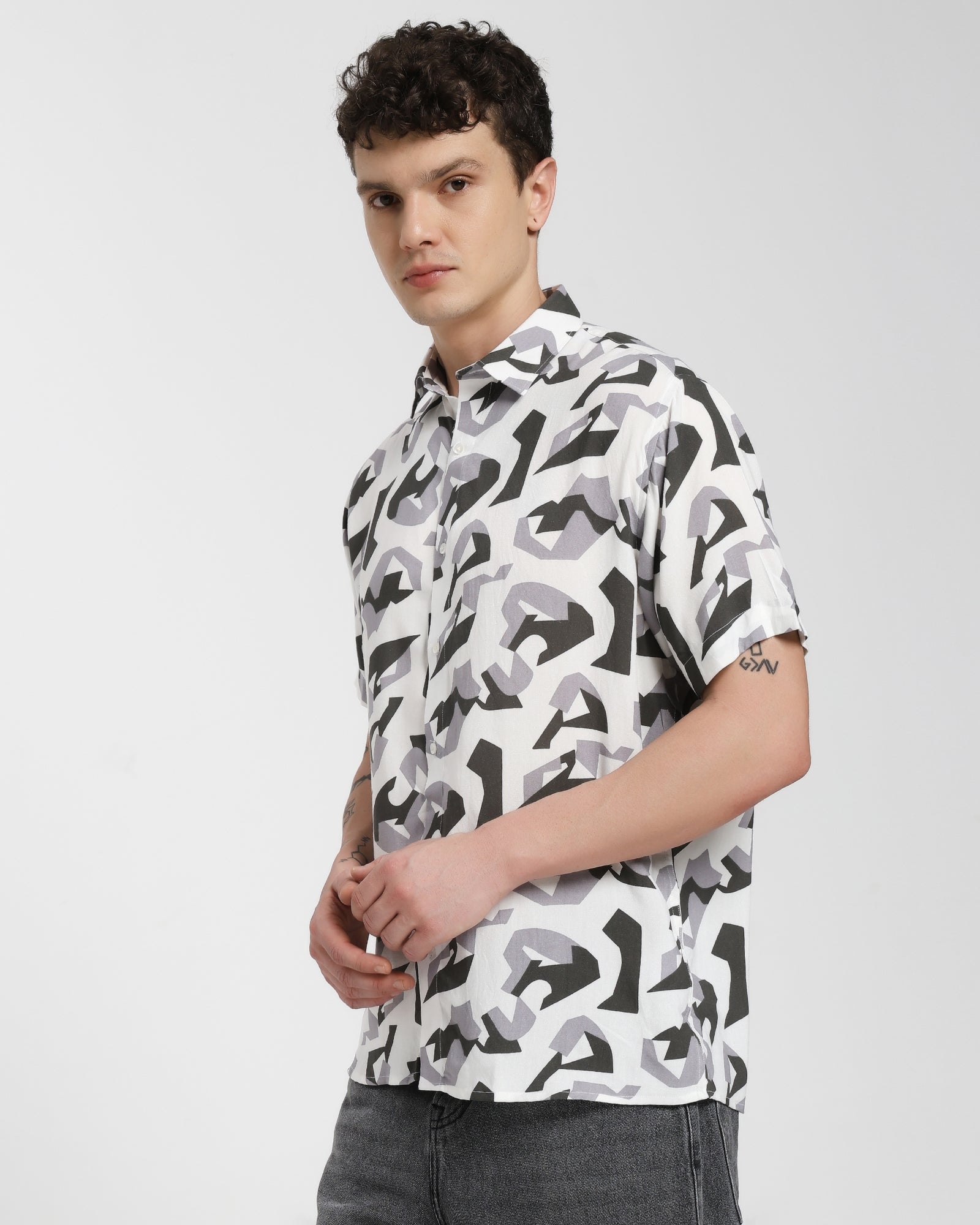Rayon shirt-Geometric abstract (Grey and black)