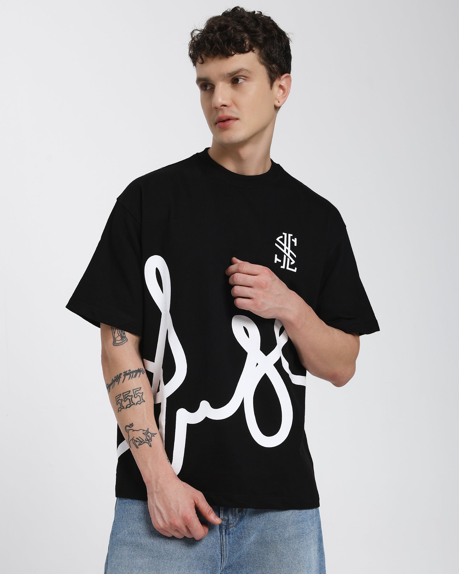 Oversized Printed T-shirt-Black