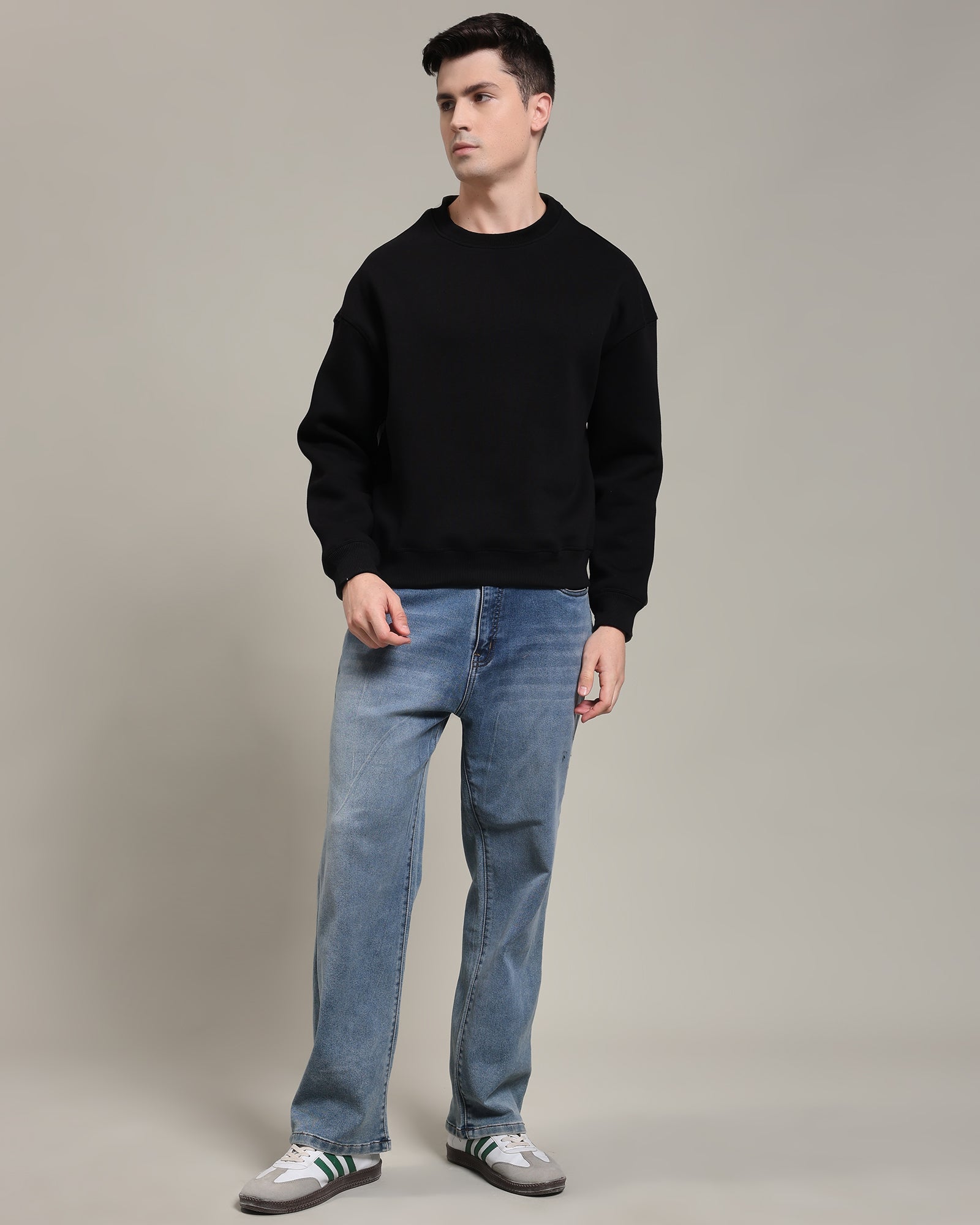 Oversized sweatshirt (Black)