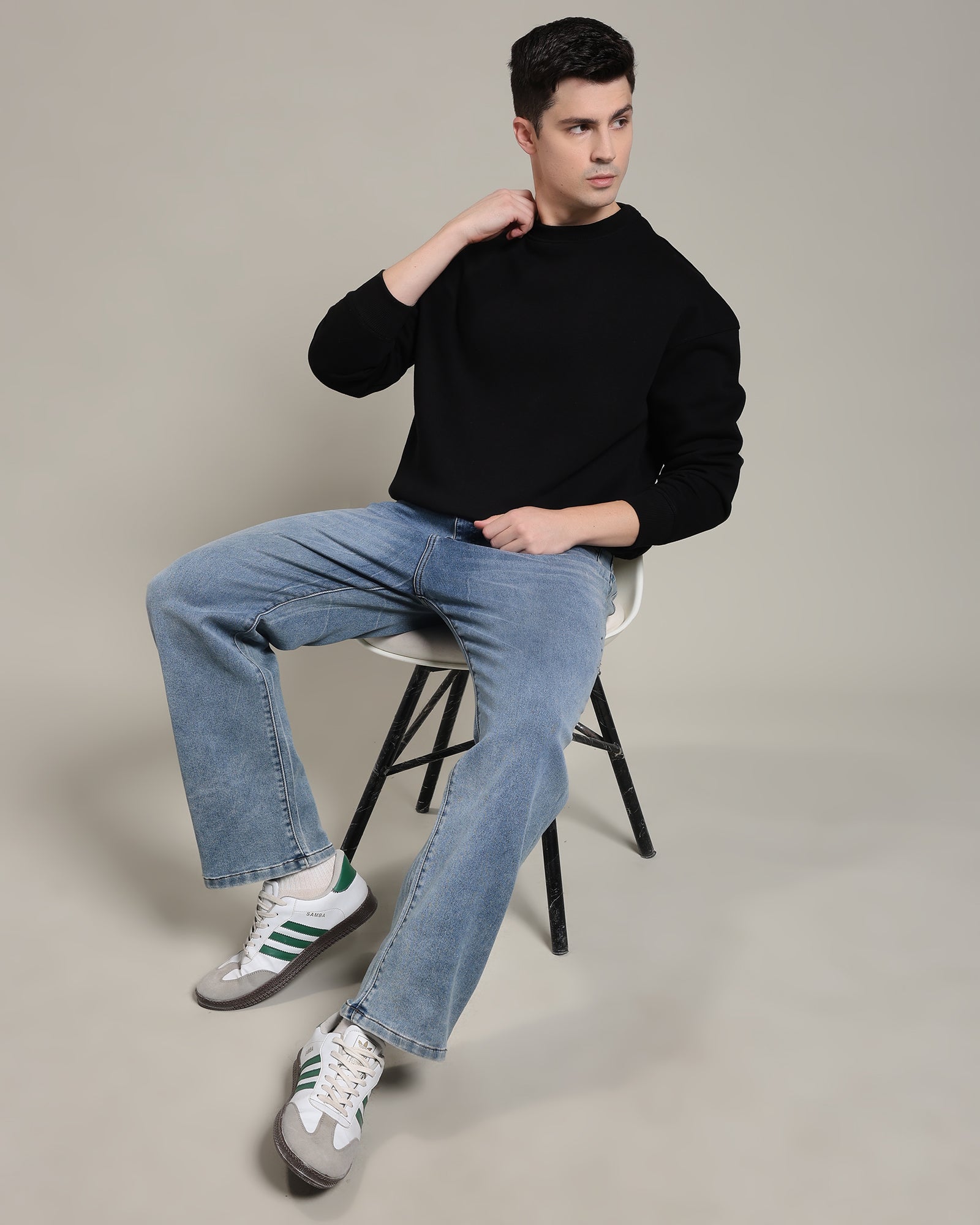 Oversized sweatshirt (Black)