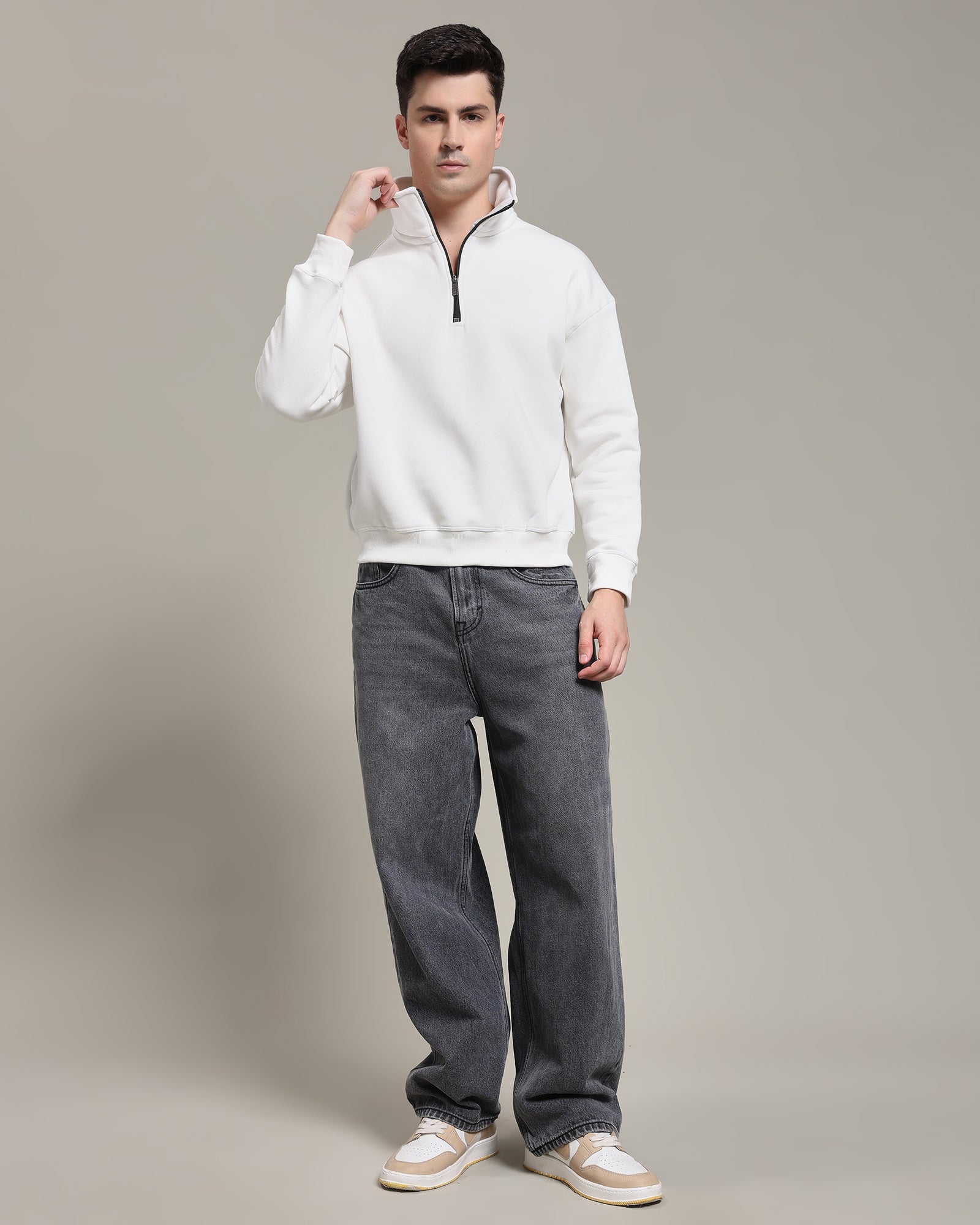 Oversized Half zip sweatshirt (Boxy Fit ) (White)