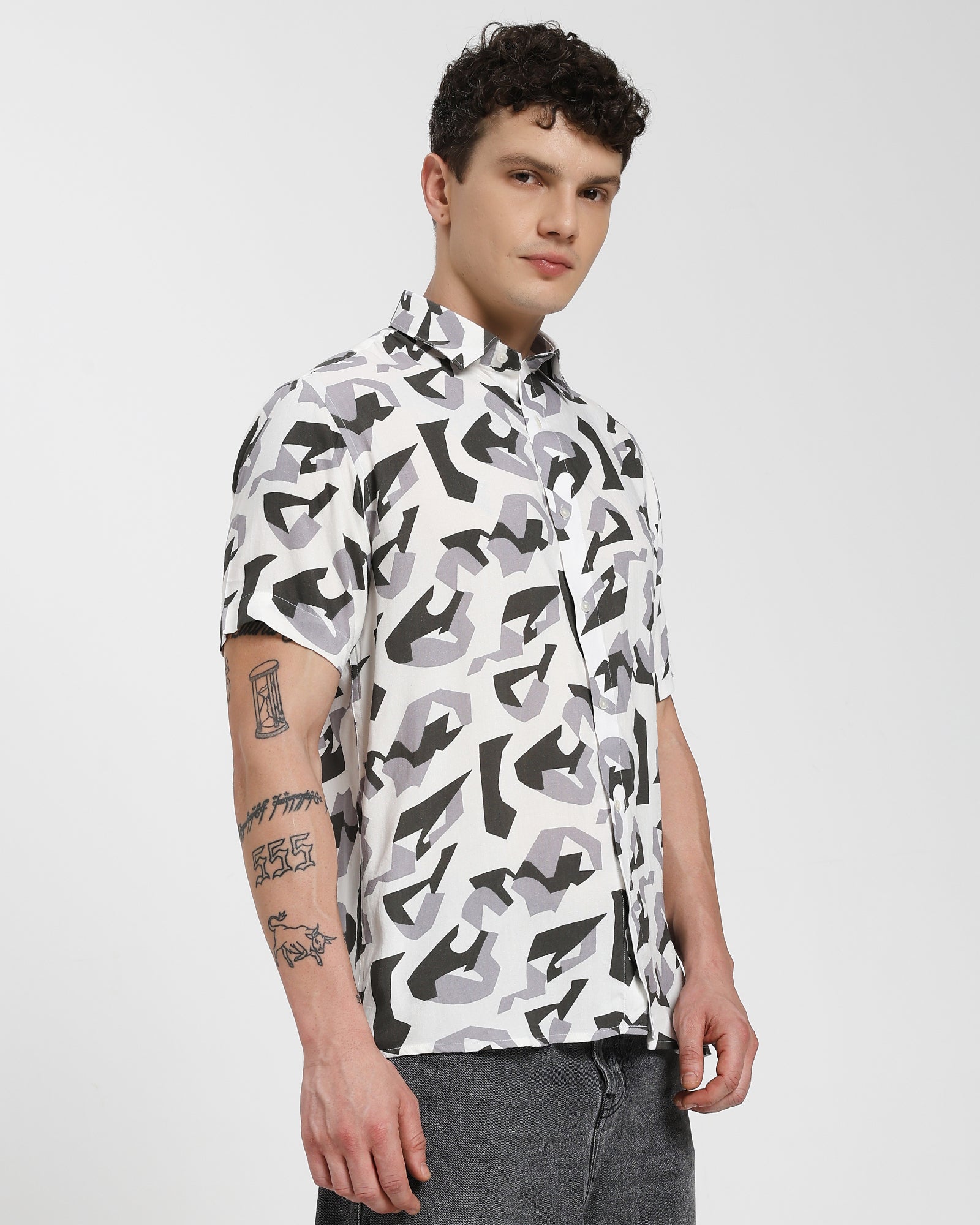 Rayon shirt-Geometric abstract (Grey and black)