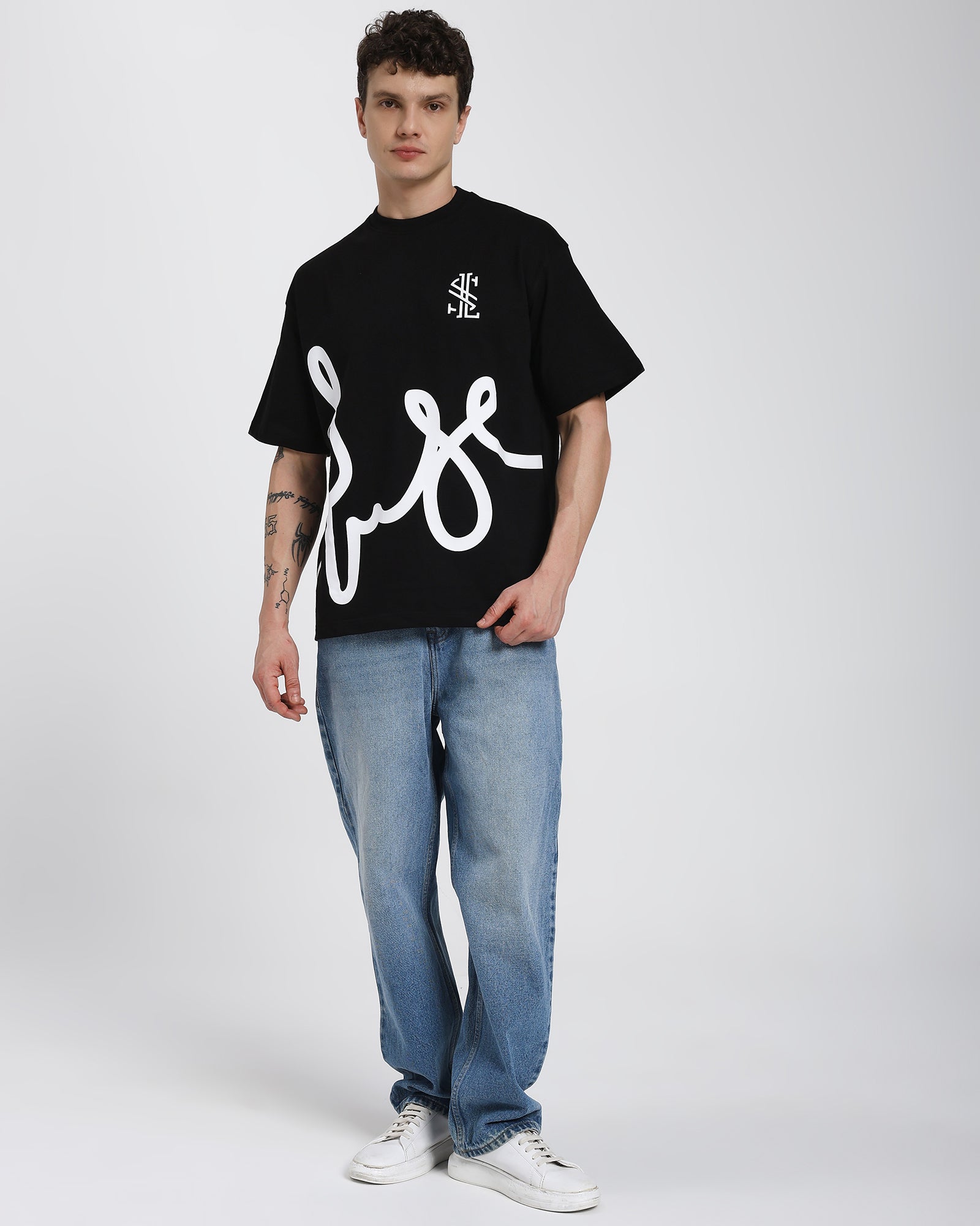 Oversized Printed T-shirt-Black