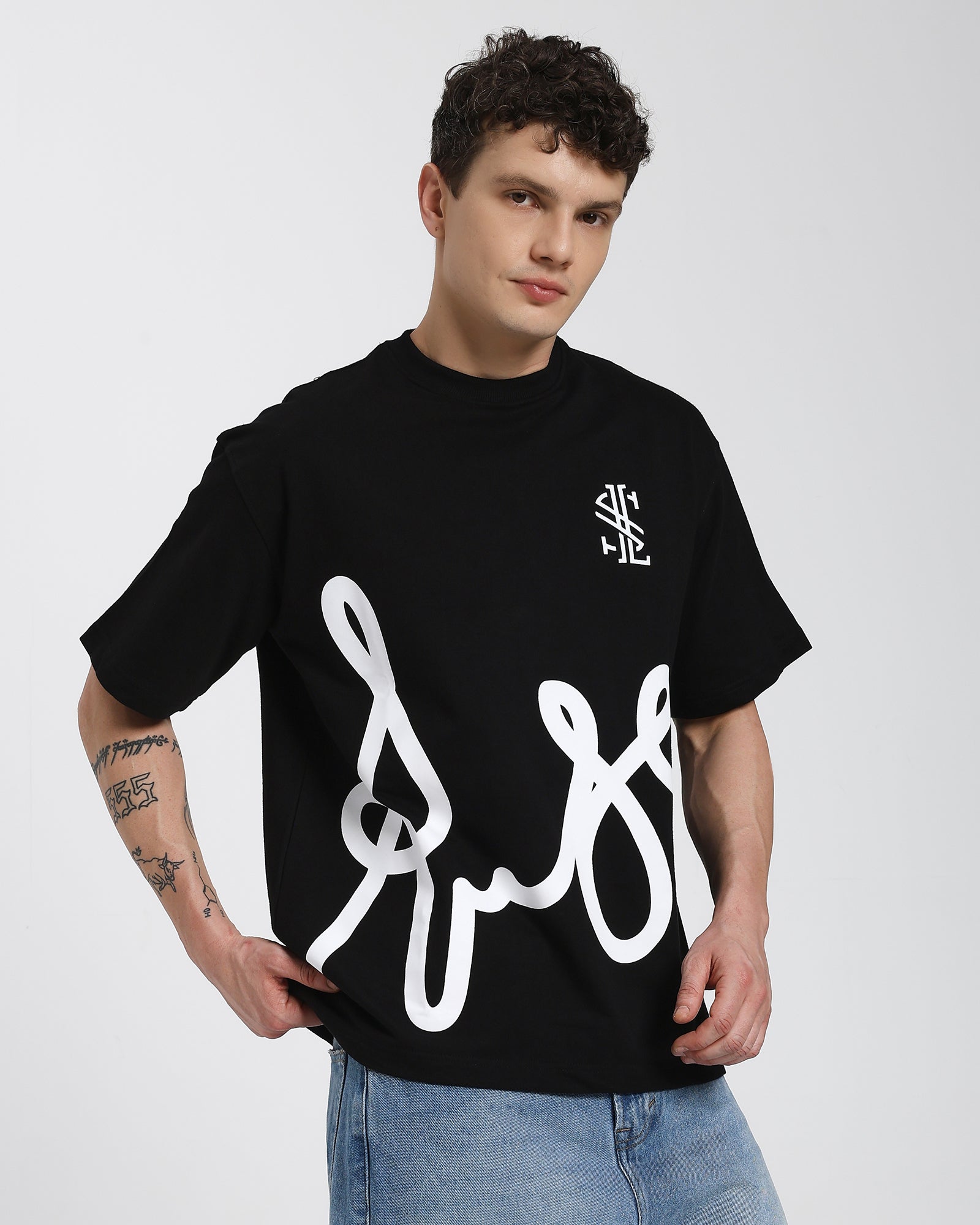 Oversized Printed T-shirt-Black