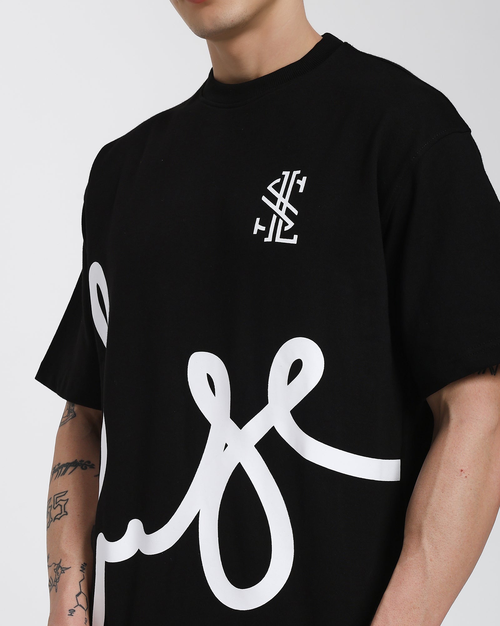 Oversized Printed T-shirt-Black